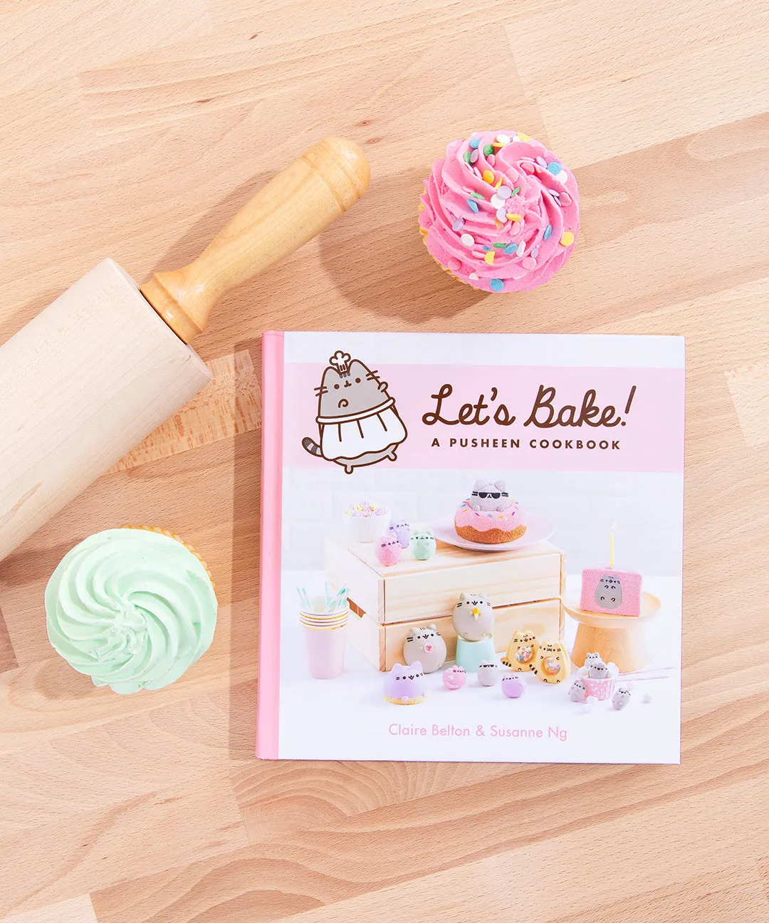 Let's Bake! A Pusheen Cookbook