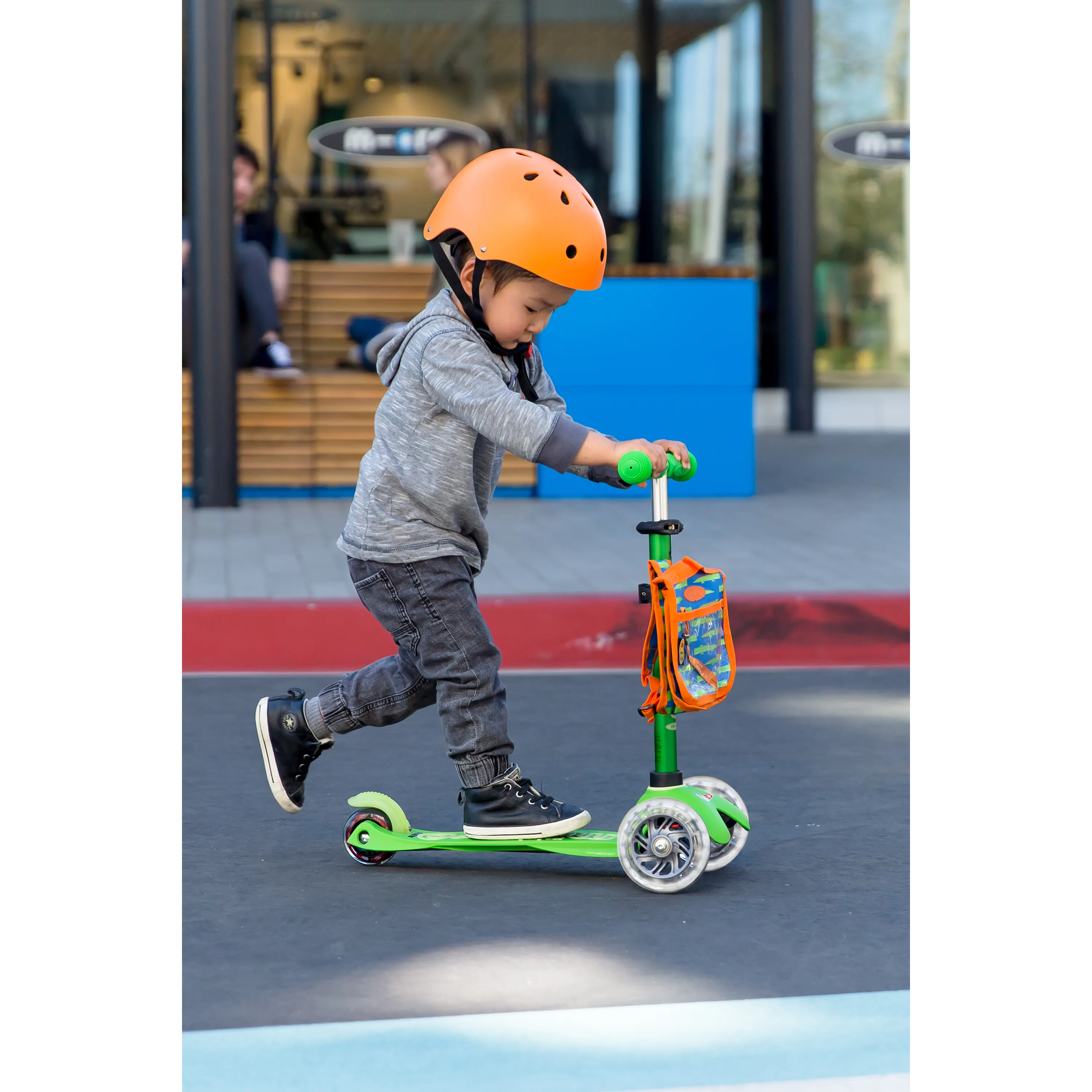 Micro Kickboard Mini Deluxe LED
