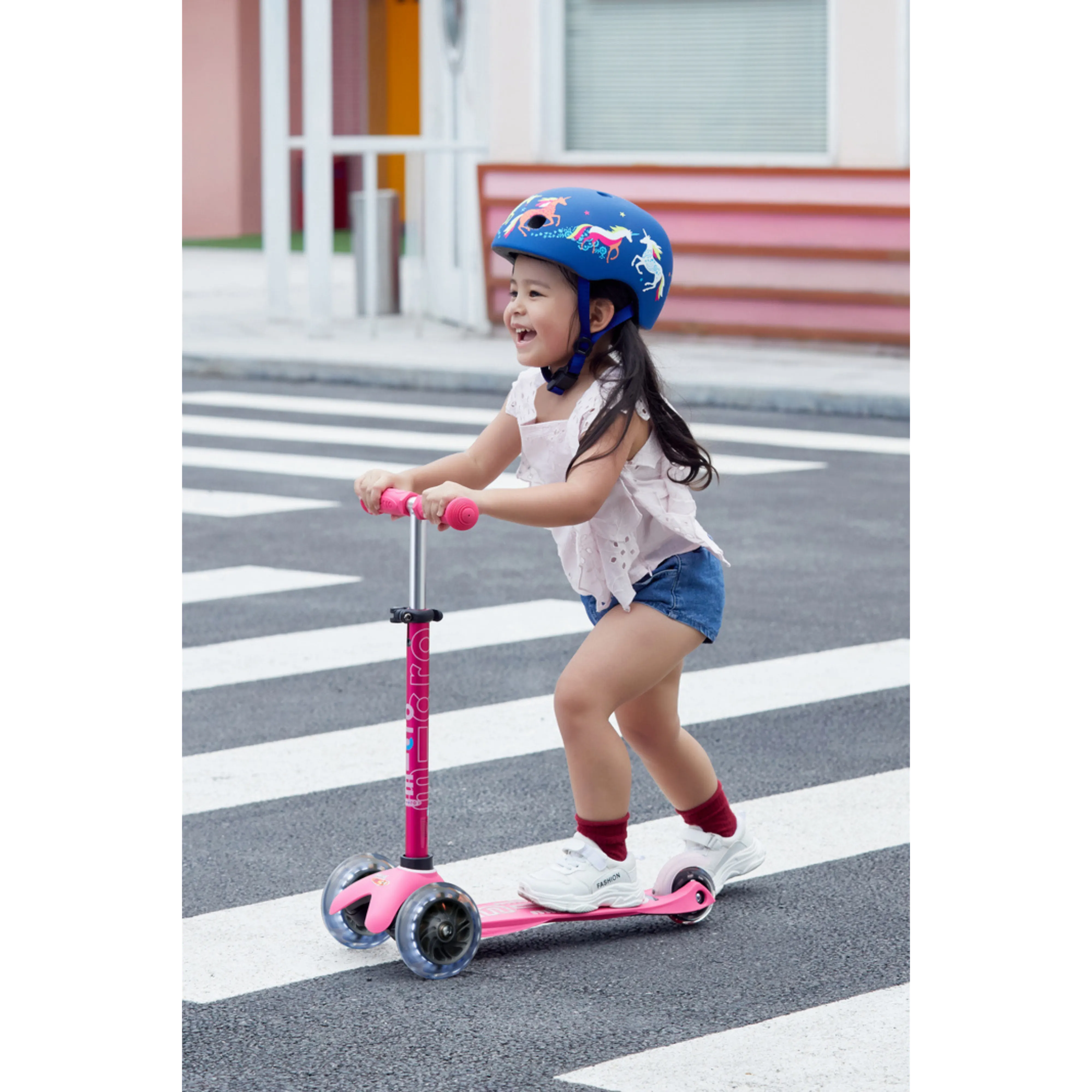 Micro Kickboard Mini Deluxe LED